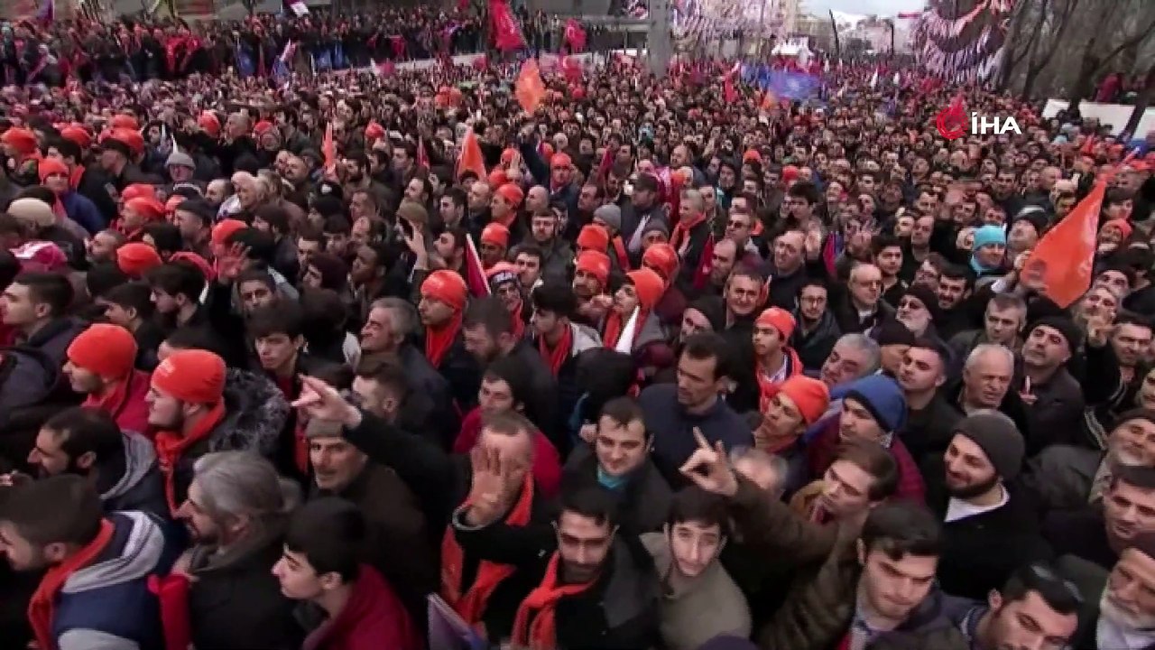 Bursa'da ucuz sebze satışı başladı, ürünler kapışıldı