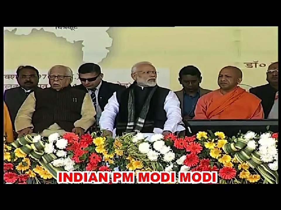 PM Narendra Modi - झांसी, उत्तर प्रदेश के लिए विकास कार्यों की श्रृंखला