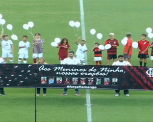 لقطة: كرة قدم: مشجعي فلامينغو يُشيدون بضحايا الحريق المأساوي