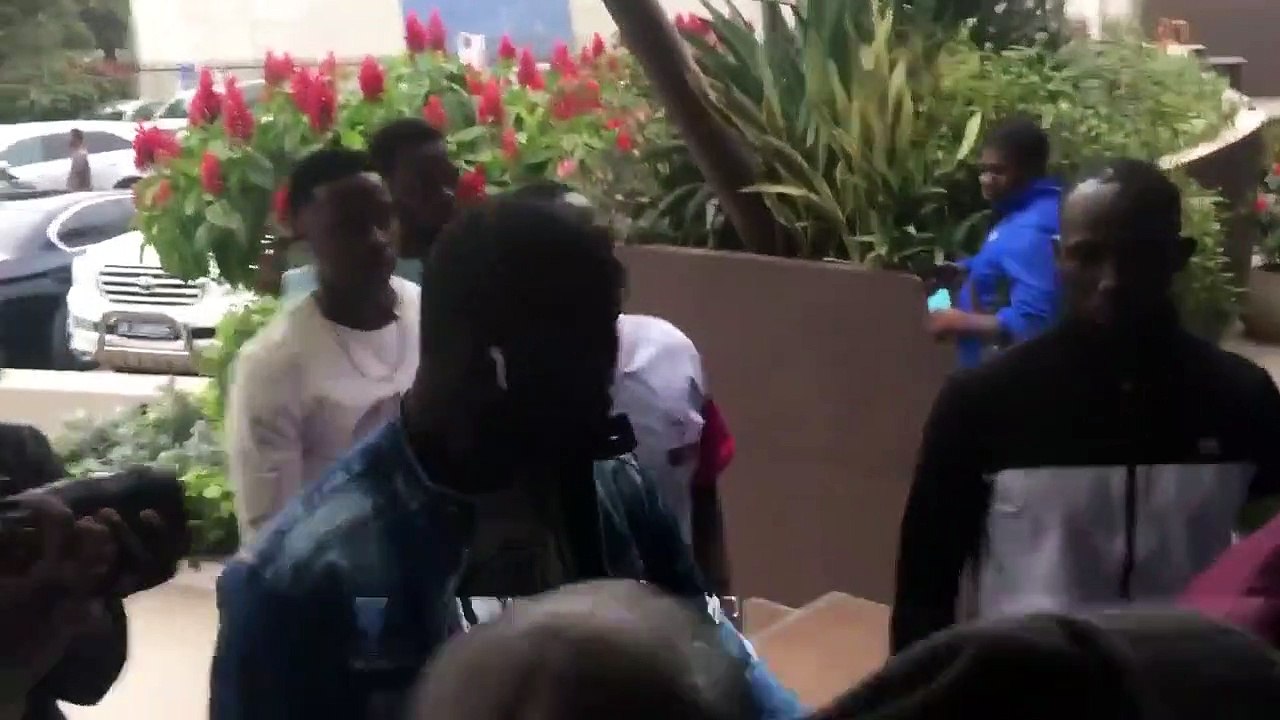 Signature contrat Modou Lo vs Eumeu Sène