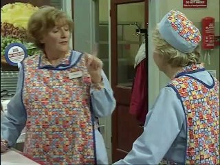 Dinnerladies - S 2 - E 1 - Part 1