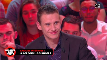 Nielsen est sorti avec sa prof quand il était ado : "J'avais des câlins pendant la récréation"