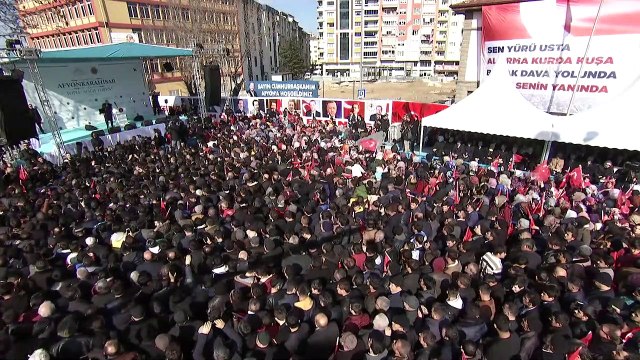Cumhurbaşkanı Erdoğan: 'Normal şartlarda sokakta yolları dahi kesişmeyecek partiler, kapalı kapılar ardında 'al gülüm ver gülüm' pazarlığına girebiliyor'- AFYONKARAHİSAR