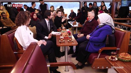 TBMM Başkanı Yıldırım, eşiyle "Vapur'da Çay Simit Sohbet"e konuk oldu