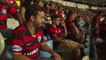 Flamengo homenageia meninos mortos em incêndio