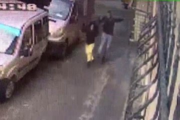 Beyoğlu'nda Kadına Şiddet Kamerada