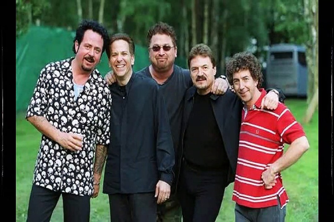 TOTO - Chase the Rain