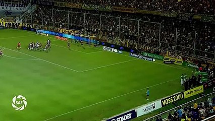 Quintero'dan akıl almaz gol!