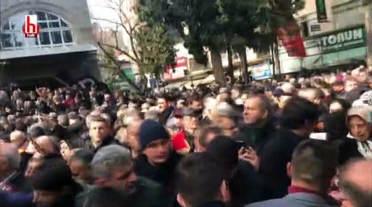 Ozan Arif'in cenazesi