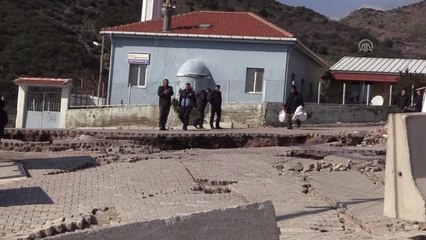 Toprak Kayması Sonucu 10 Ev Tahliye Edildi