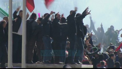 Media ndërkombëtare jehonë protestës - News, Lajme - Vizion Plus