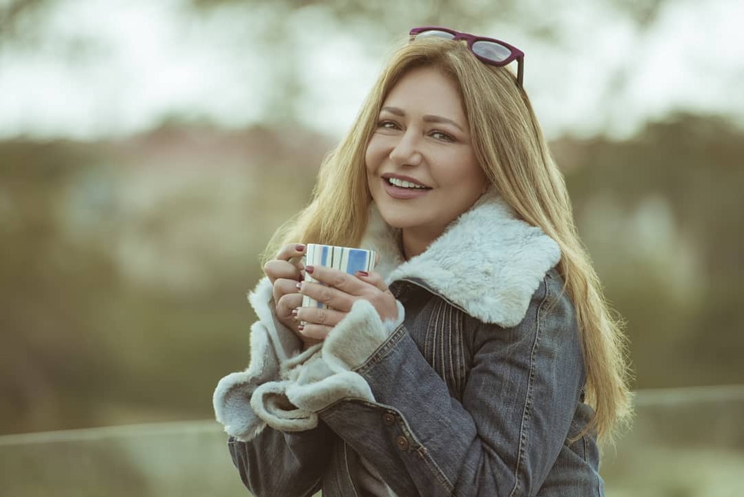 ليلى علوي تتحدث بالتفصيل عن عائلتها...إليكم ما قالته وصدم المذيع