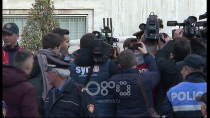 Download Video: Ora News - Ardi Veliu: Policia bëri punë të shkëlqyer! Nisin hetimet për dhunën në protestë