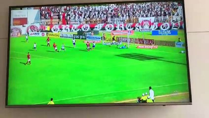 (O narrador Kaio Cesar) pedi demissão ao vivo no globo esporte.