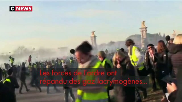 Le cortège des gilets jaunes dispersé aux Invalides