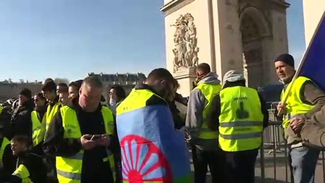 Chalecos amarillos” cumplen 3 meses de protestas en Francia