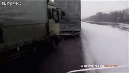 Un routier évite le pire sur une autoroute... Réflexe miraculeux