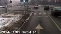 Une belle façon d'eviter un Road Rage! Pas mal...