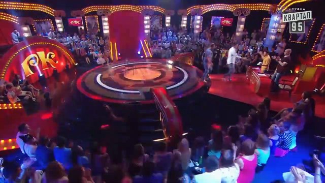 Зеленский ржал ДО СЛЕЗ - Крутые парни порвали комиков и зал!