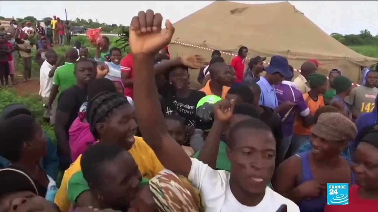 Several found alive days after Zimbabwe gold mine flood