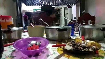 Veículo invade residência após colisão no Pioneiros Catarinenses