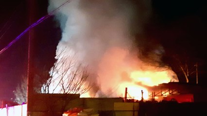 원주 고물상 내 주택화재...불 끄려다 숨져 / YTN