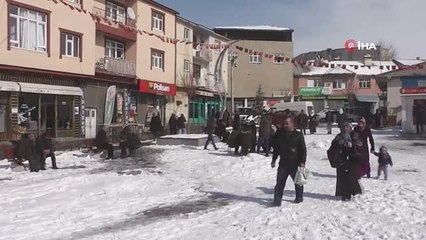 Malazgirt'te Kış Günü Bahar Havası