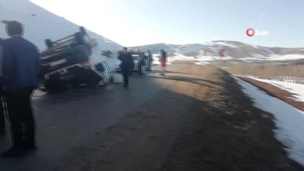 Sivas'ta Minibüs Devrildi: 16 Yaralı
