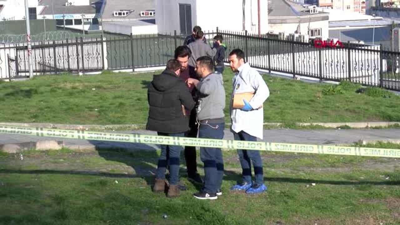 Bağcılar'da Silahla Başından Vurulan Kişi Ağır Yaralandı