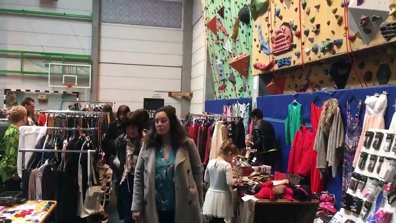 Tinlot : un vide-dressing en faveur des orphelins