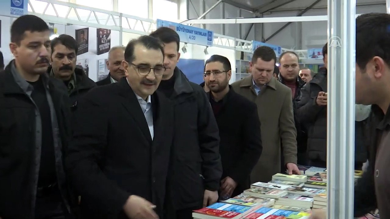 Bakan Dönmez: 'Sıfır KDV, okuryazar oranının artmasına katkı sunacak' - İSTANBUL