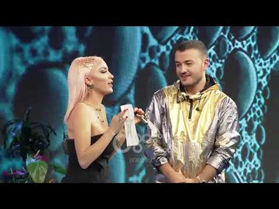 Why Not/ Ardian Bujupi nderohet me yll në "Stage of Fame"