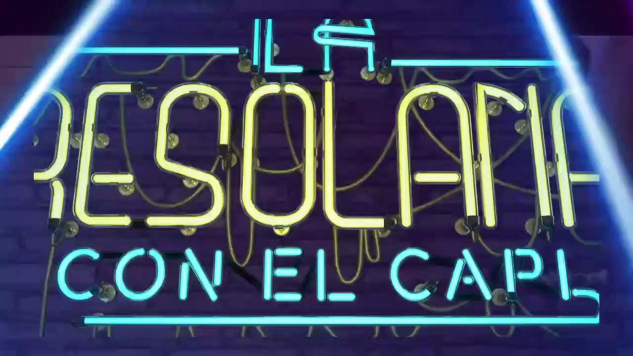 ¿Sabías que antes de ser conductor El Capi era modelo? Pero no cualquiera, era modelo del 'antes'.
