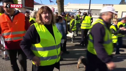 Gilets jaunes : trois mois après, la recherche d'un nouveau souffle