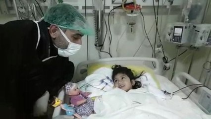 Enkazdan Kurtarılan Minik Azra'dan Duygulandıran Sözler