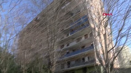 İstanbul- Bahçelievler'de Bir Site Boşaltılıyor Ek Görüntü
