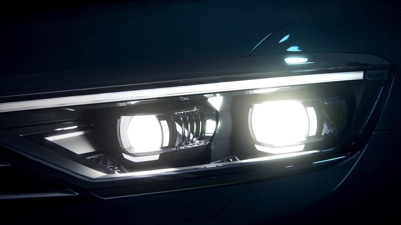 Volkswagen Passat IQ. Light