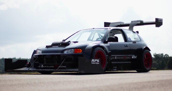 VÍDEO: El Honda Civic más brutal del mundo es este, ¡menudos alerones!