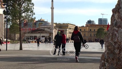 Ora News – Popullsia drejt plakjes, bie me 17.4%