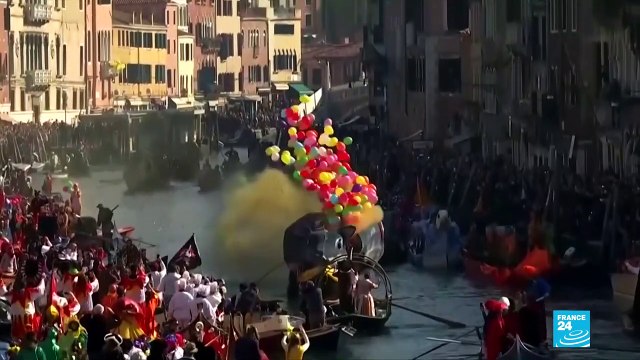 Carnival festivities kick off in Venice