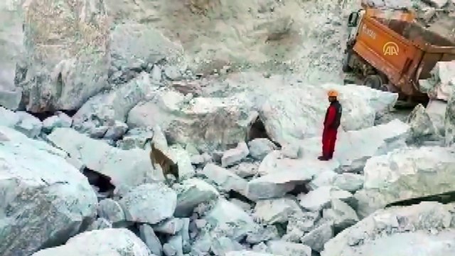 Maden sahasında heyelan - Arama çalışmalarına katılan arama kurtarma köpekleri - MUĞLA