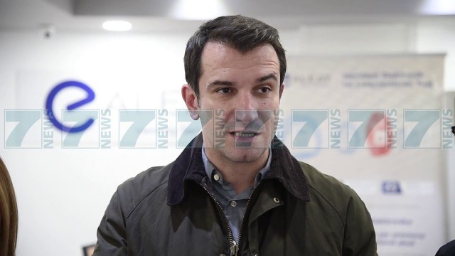 TIRANE, LEHTESOHET APLIKIMI PER KARTAT E IDENTITETIT - News, Lajme - Kanali 7