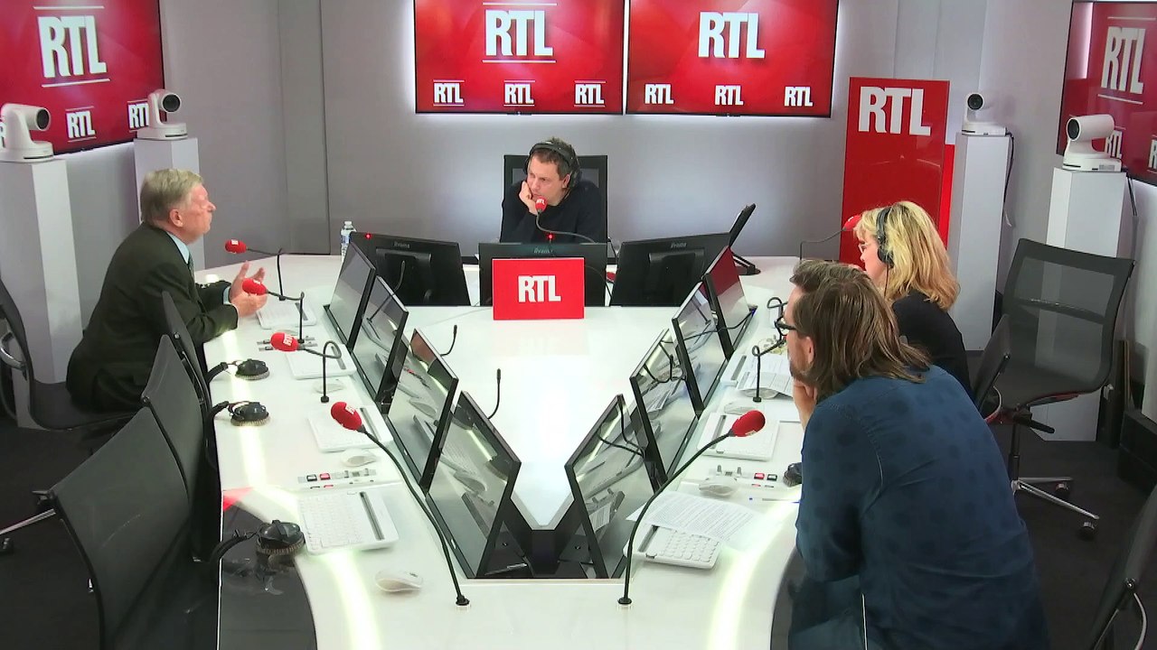 Affaire Finkielkraut : la France est entrée "dans une de ses phases de haine", dit Alain Duhamel