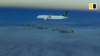 Pakistani fighter jets welcome Saudi prince