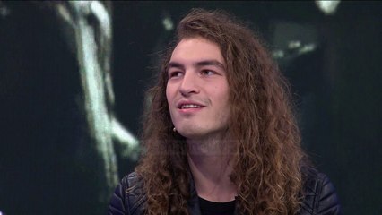 Jeta personale e Gjergj Kaçinarit dhe marrëdhëniet e tij me të atin