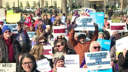 Americanos protestam contra Trump
