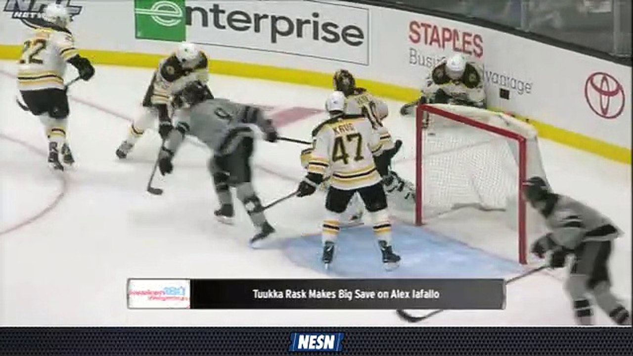 Tuukka Rask Breaks Out Old-School Pad Stack Save In Win Vs. Kings