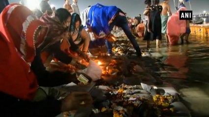 People flock to Sangam Ghat to take a dip in Maghi Purnima