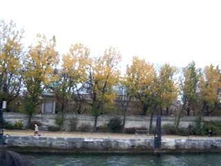 Paris en novembre depuis bâteau video7