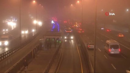 İstanbul'da Yoğun Sis Etkili Oluyor